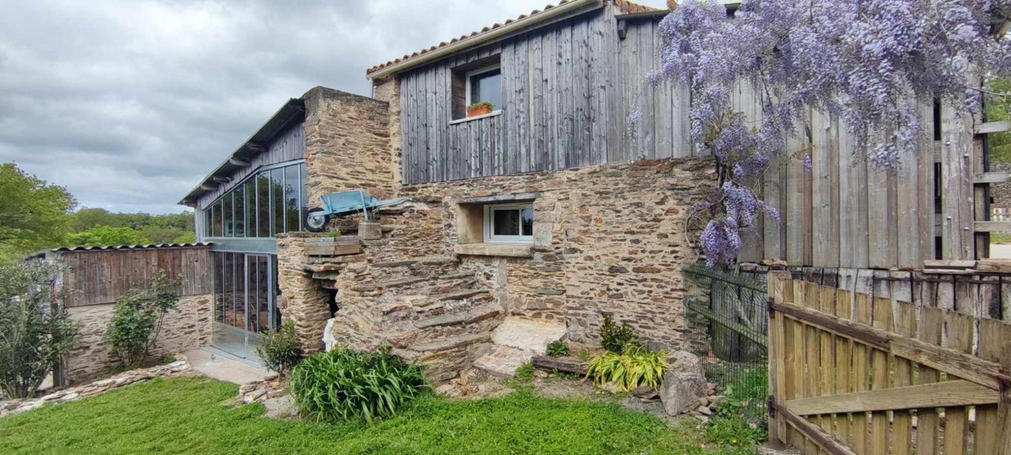 Aux Yourtes De La Fabrique Saint-Florent-des-Bois ภายนอก รูปภาพ